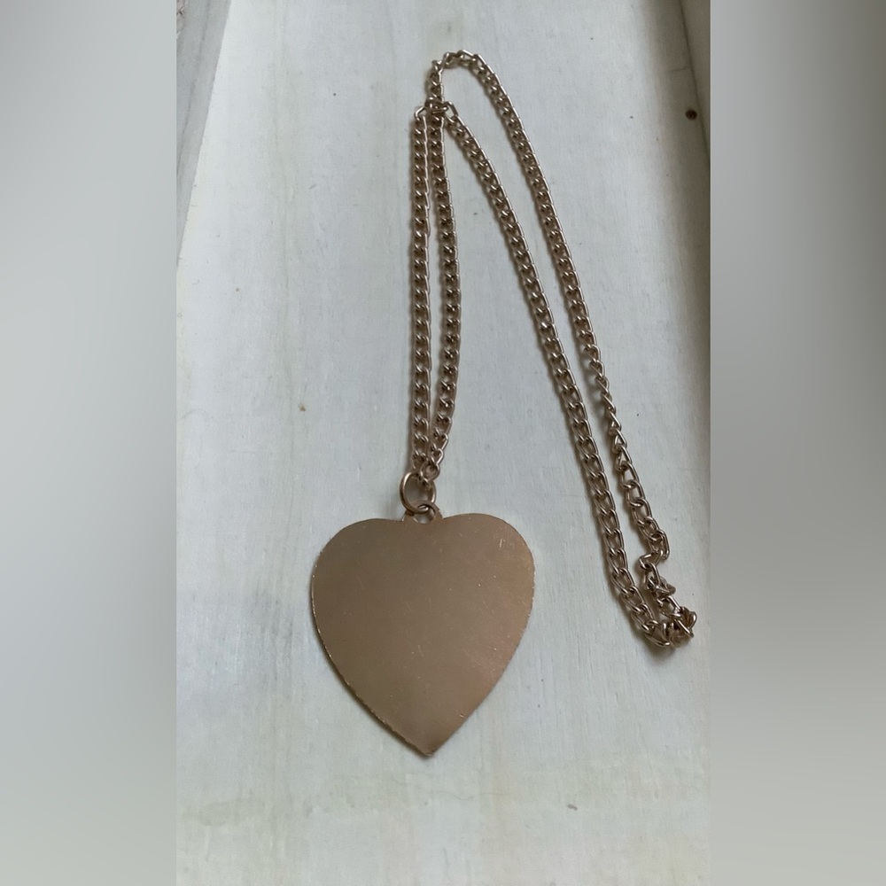 New vintage costume gold metal heart necklace